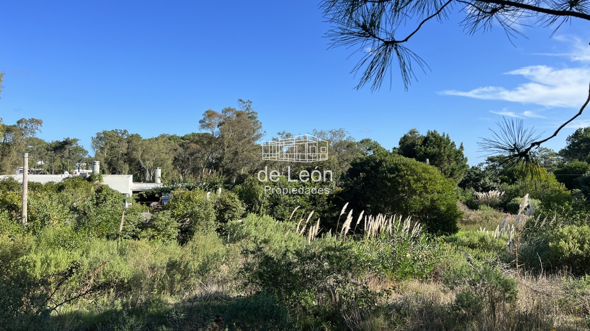 Terreno ID.14752 - Se vende amplio terreno esquinero en La Barra