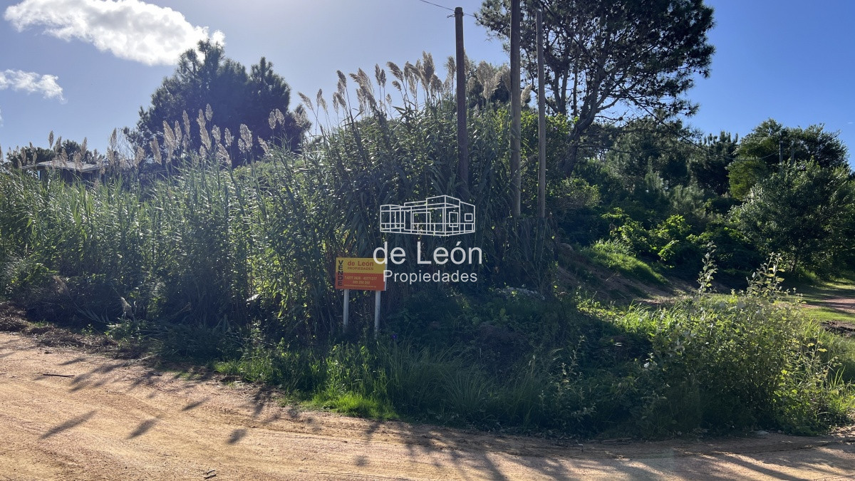 Terreno ID.14752 - Se vende amplio terreno esquinero en La Barra