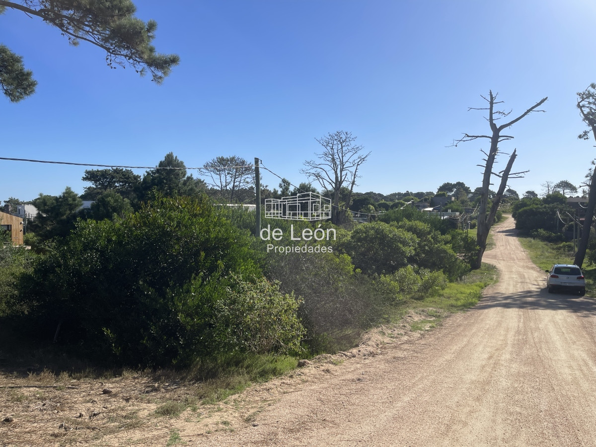 Terreno ID.15029 - Oportunidad Terreno en venta en Manantiales 400 m2