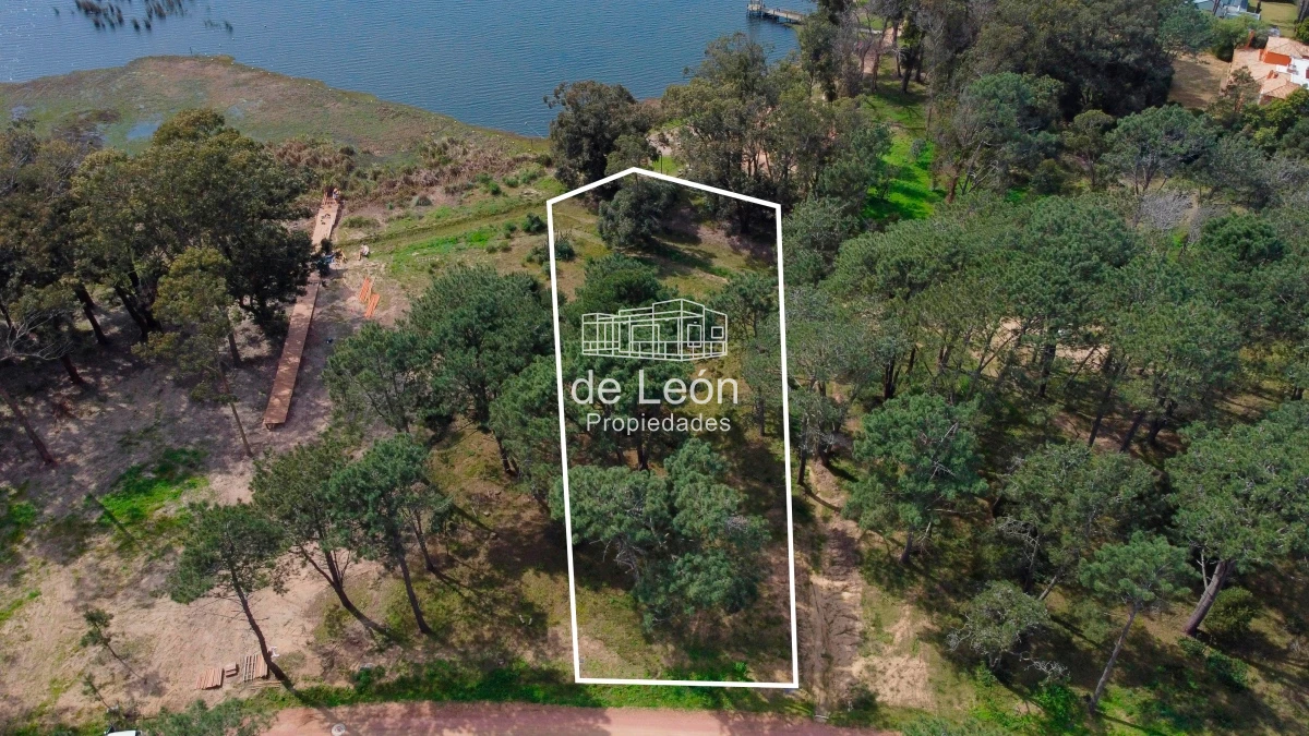 Terreno ID.15128 - Excelente lote sobre la laguna en Reserva Montoya, La Barra
