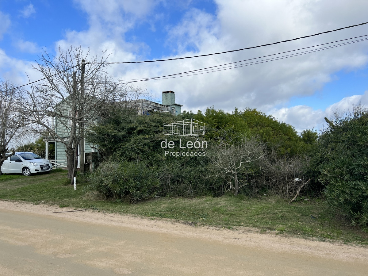 Terreno ID.933 - Lote en Balneario Buenos Aires sobre calle 17, a 200mts de Ruta 10 y de la playa.
