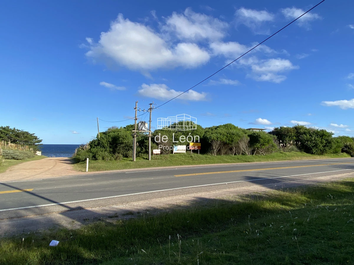 Terreno ID.1170 - Terreno en venta en Punta Piedras