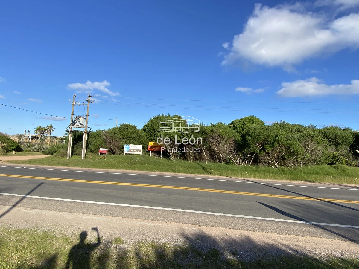 Terreno ID.1170 - Terreno en venta en Punta Piedras