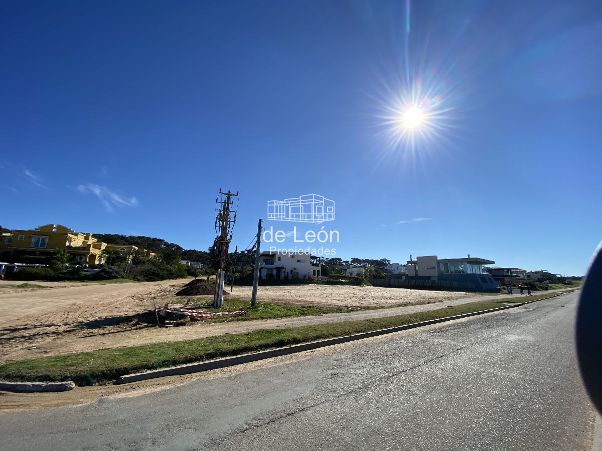 Terreno ID.287 - Excelente lote frentista en Montoya, La Barra