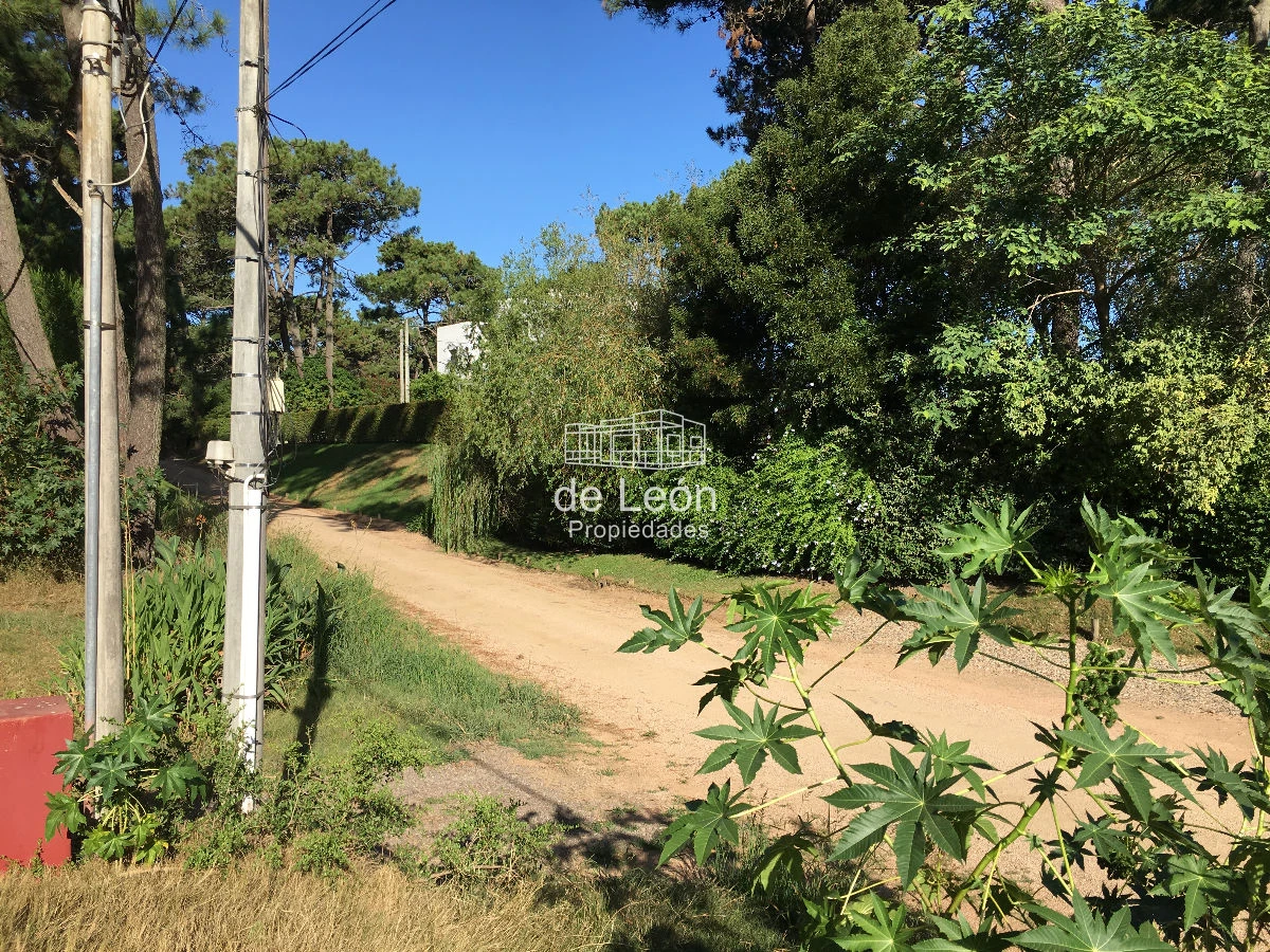 Terreno ID.743 - Terreno en venta en Montoya, La Barra