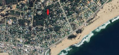 Lote de 415m2 en venta en Montoya, La Barra