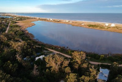 Terreno de 420m2 en venta en Santa Monica