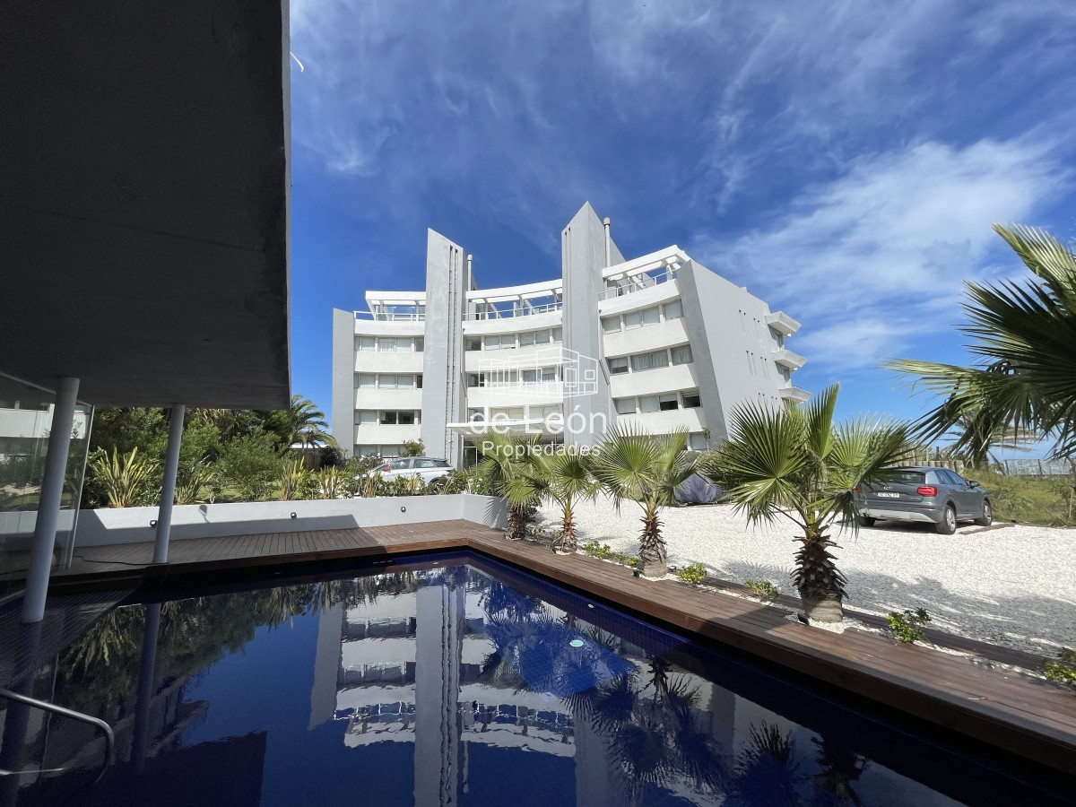 Apartamento ID.15109 - En Venta Departamento de 2 dormitorios en Bikini Beach, Manantiales