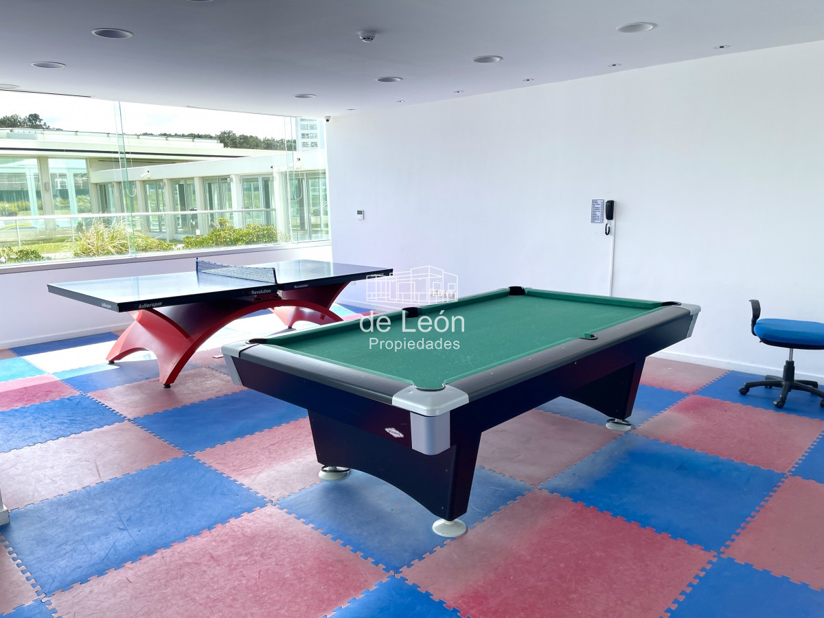 Apartamento ID.14933 - Espectacular departamento de 3 suites y dependencia en Tiburon 3, Playa Brava, Punta del Este