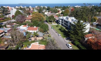 Departamento en venta de 1 dormitorio con jardín propio en Pinares, punta del Este