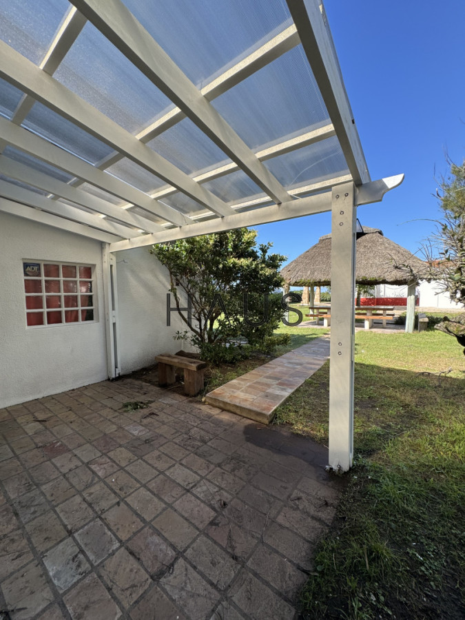 Casa ID.874 - ALQUILER ANUAL