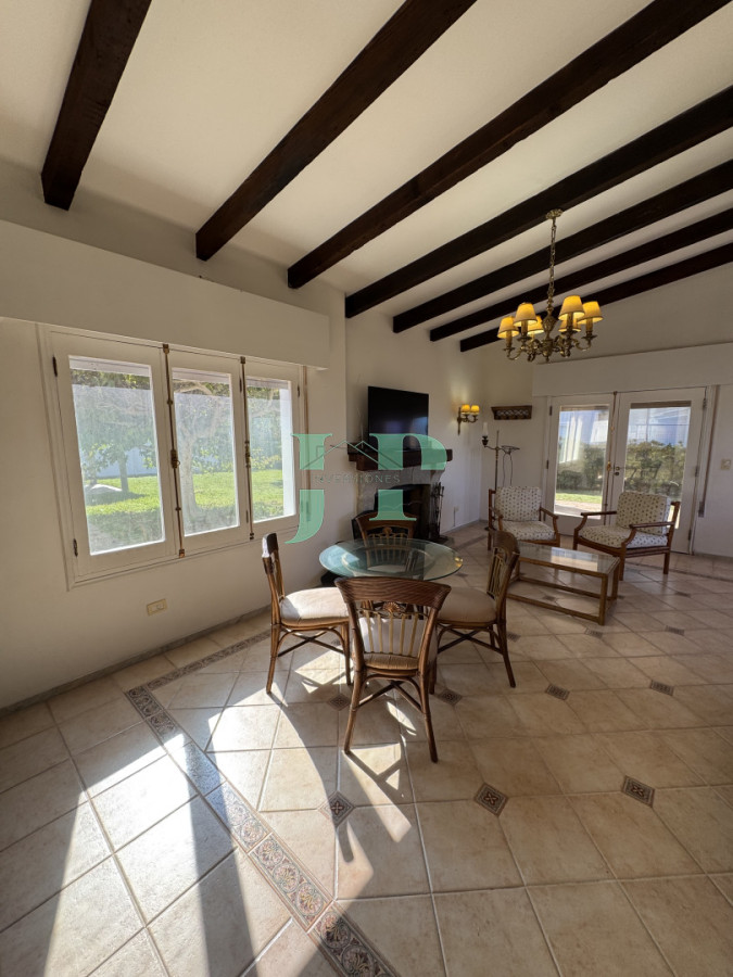 Casa ID.887 - ALQUILER ANUAL