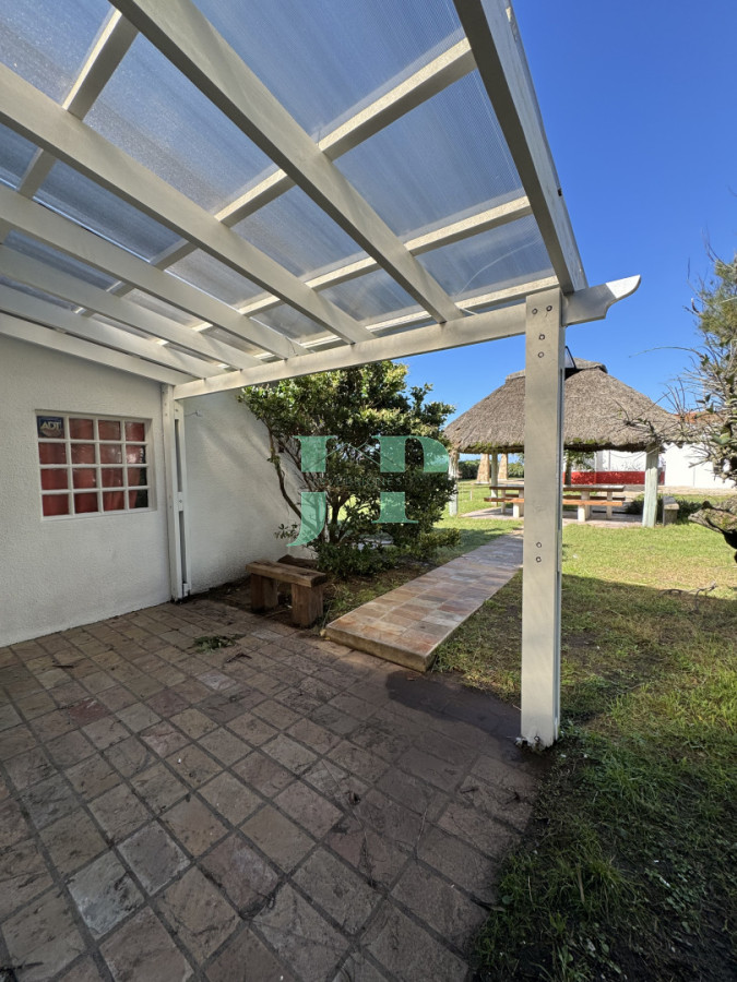 Casa ID.887 - ALQUILER ANUAL
