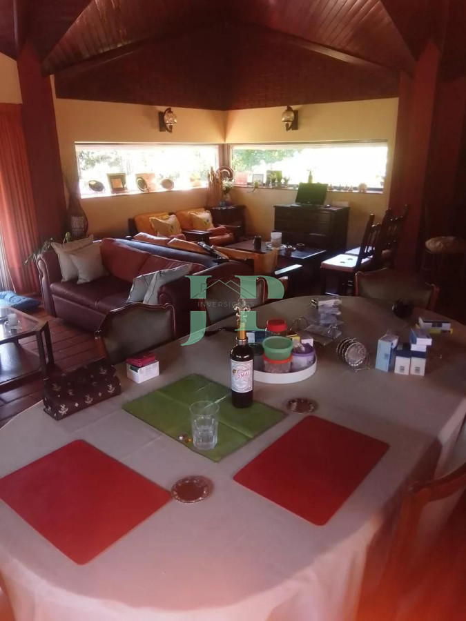Casa ID.662 - Espectacular casaquinta en zona de quintas de General Rodríguez, en inmejorable ubicación.