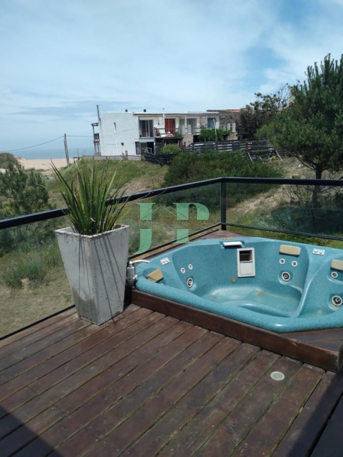 Casa ID.886 - ¡Hermosa casa en VENTA!