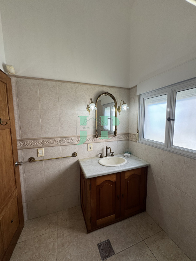 Casa ID.887 - ALQUILER ANUAL