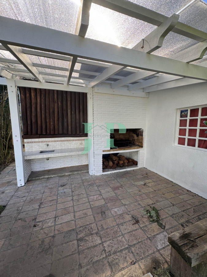 Casa ID.887 - ALQUILER ANUAL