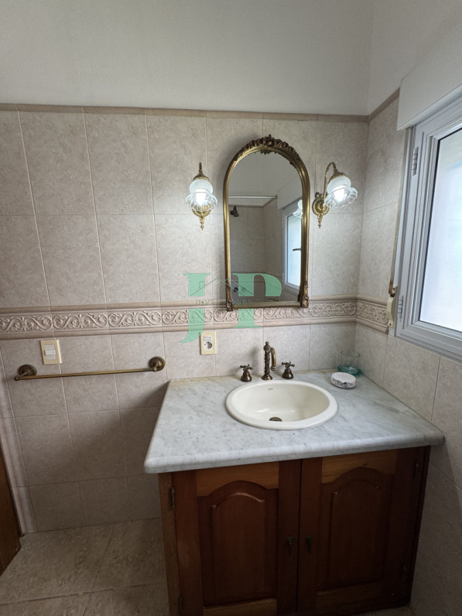 Casa ID.887 - ALQUILER ANUAL