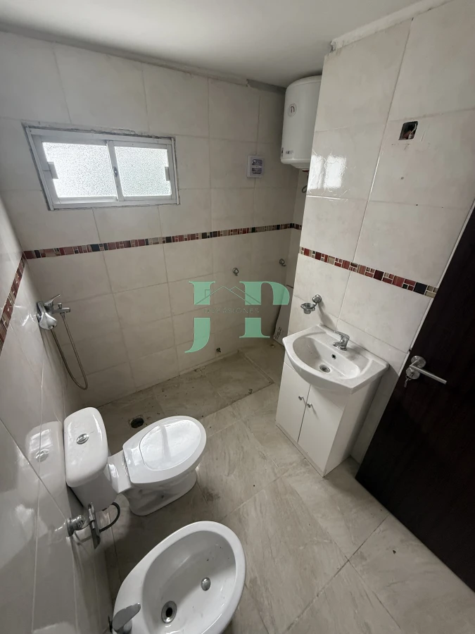 Casa ID.742 - Casa en VENTA Y ALQUILER ANUAL