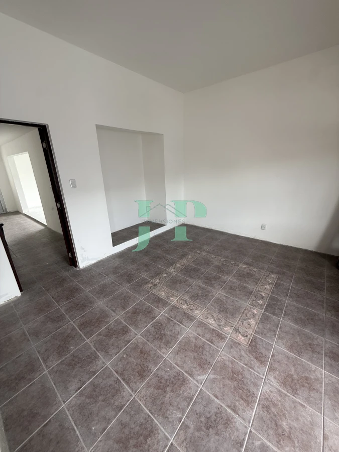 Casa ID.742 - Casa en VENTA Y ALQUILER ANUAL