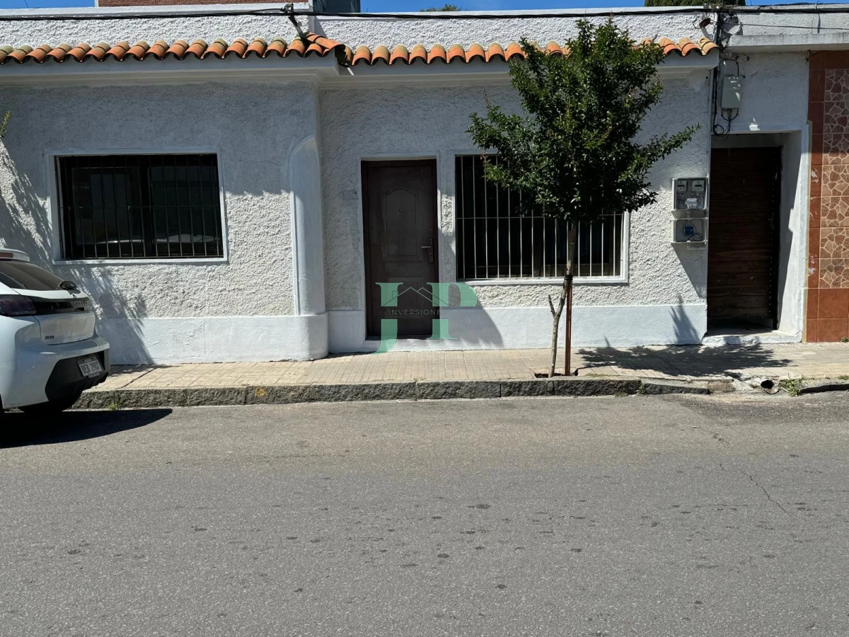 Casa ID.742 - Casa en VENTA Y ALQUILER ANUAL