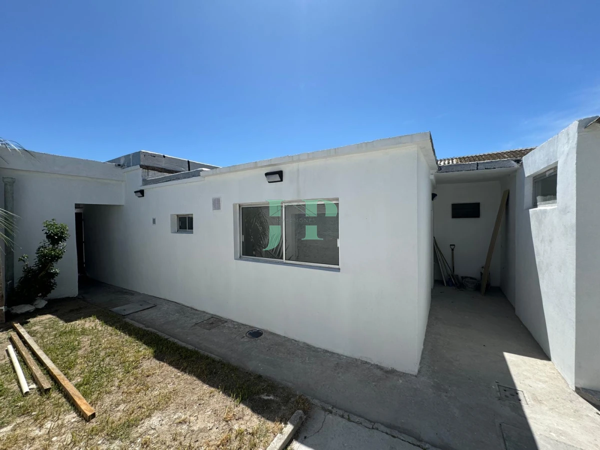 Casa ID.742 - Casa en VENTA Y ALQUILER ANUAL