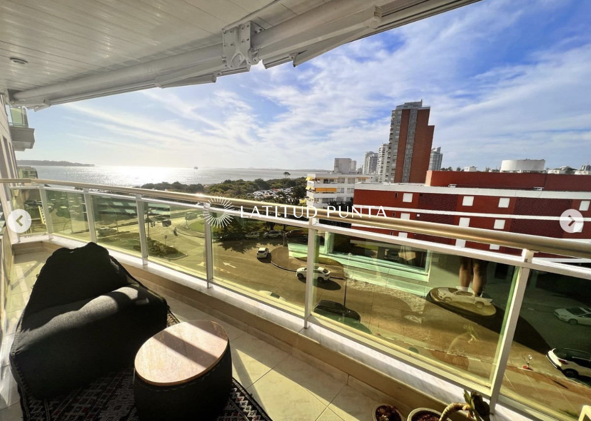 Apartamento en Coral Tower, 3 dormitorios - GoPunta - Portal Inmobiliario de Punta del Este - Maldonado