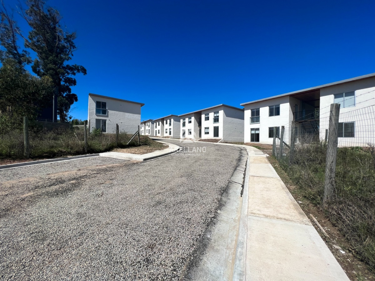 Apartamento ID.3474 - VENTA APARTAMENTO A ESTRENAR 2 DORMITORIOS EN COMPLEJO CERRADO