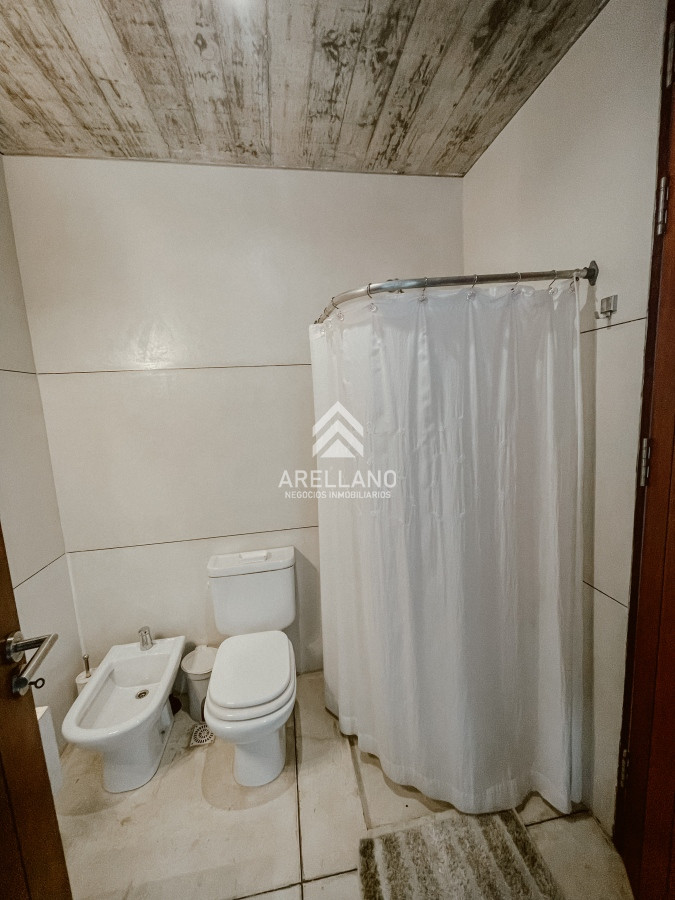 Casa ID.5673 - CASA FRENTE AL MAR EN EL CHORRO EN VENTA