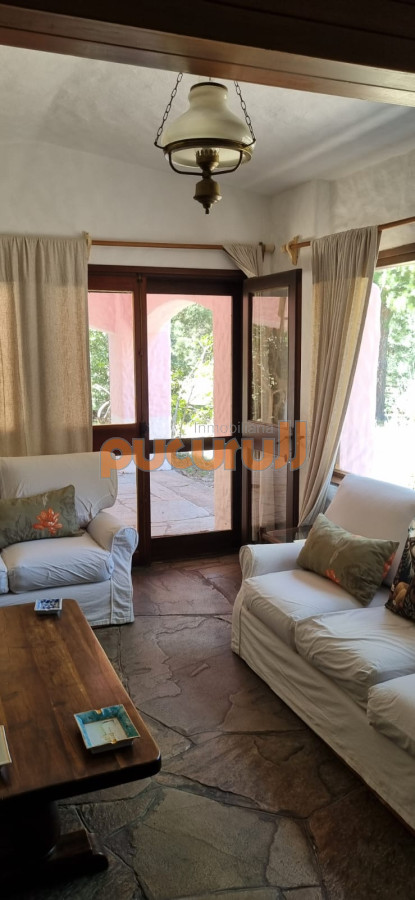 Casa en Punta Ballena, - GoPunta - Portal Inmobiliario de Punta del Este - Maldonado