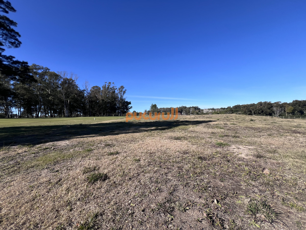 Terreno ID.2725 - Terreno en venta Pueblo mio, elevado y con laguna propia