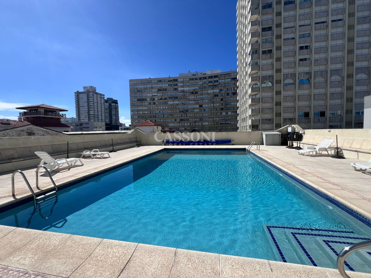 Apartamento ID.3121 - APTO EN VENTA EN PENINSULA CON VISTA AL MAR DE 2 DORMITORIOS