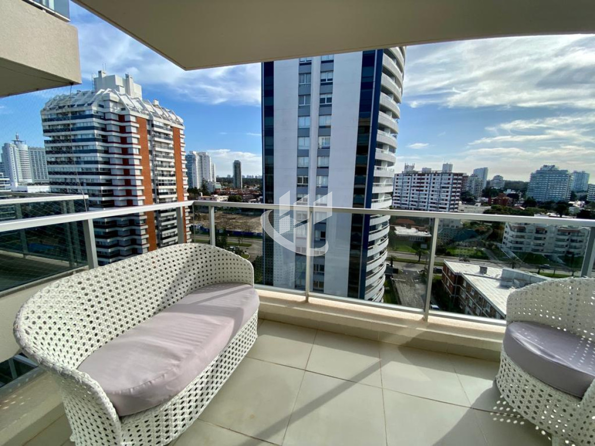 Apartamento ID.639 - Venta, apartamento, 2 dormitorios, Brava, Punta del Este