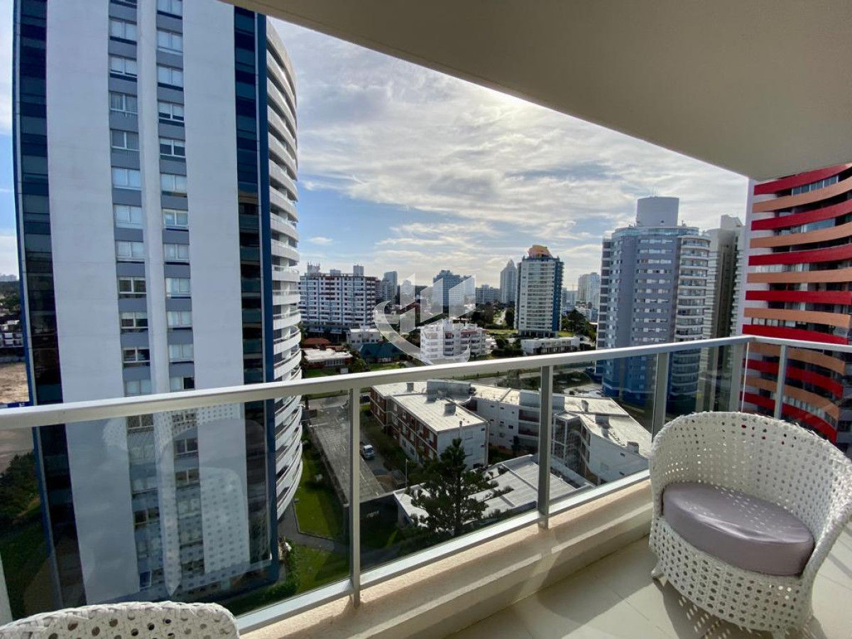 Apartamento ID.639 - Venta, apartamento, 2 dormitorios, Brava, Punta del Este