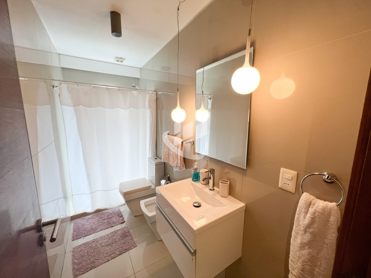 Casa ID.391 - Venta, Casa, 3 dormitorios, Punta Piedras, Punta del Este