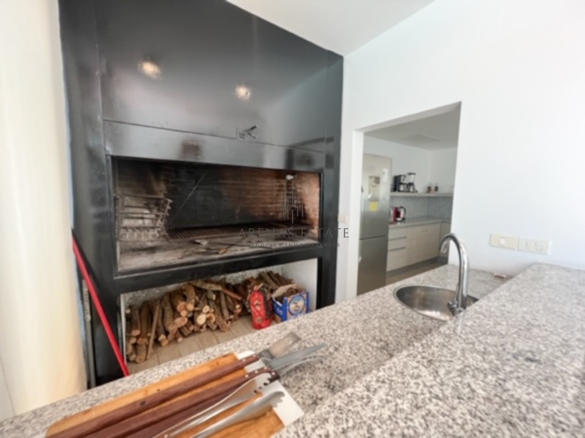 Apartamento ID.952 - Departamento en venta de 2 dormitorios en Punta del Este 