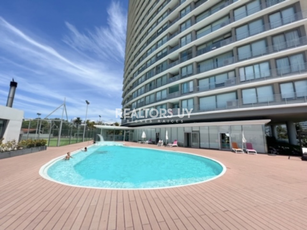 Apartamento ID.376 - Departamento en venta de 2 dormitorios en Punta del Este , a 200 mts del mar