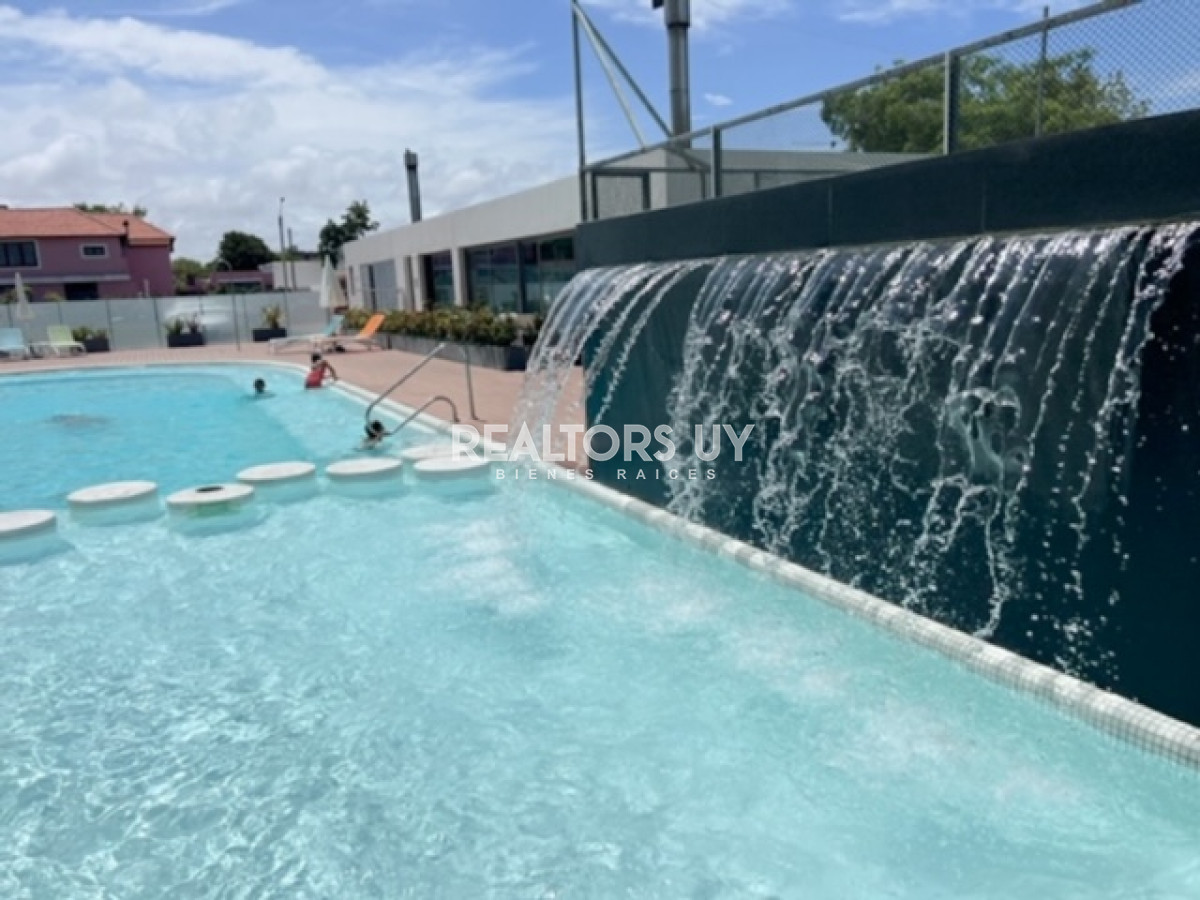 Apartamento ID.376 - Departamento en venta de 2 dormitorios en Punta del Este , a 200 mts del mar