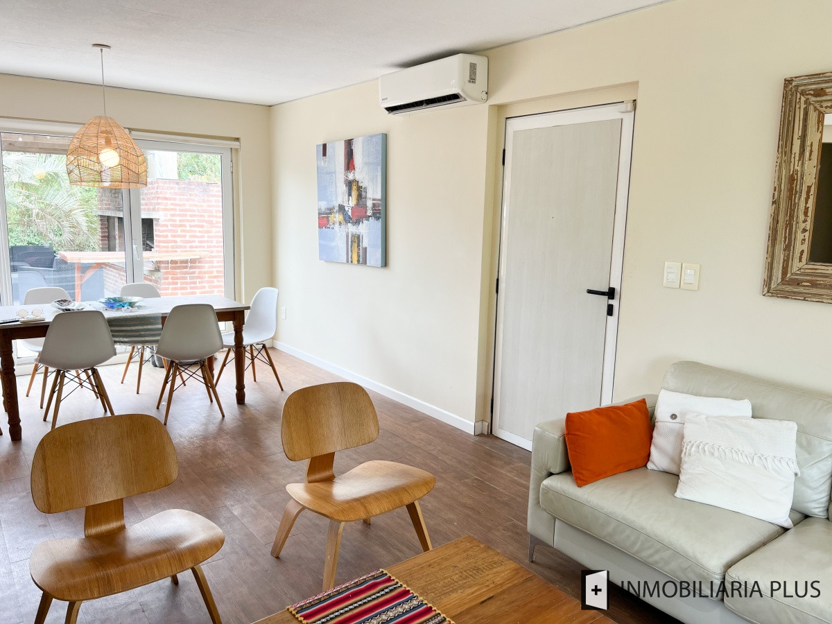 Casa ID.764 - Venta de CASA a 200 MTS del MAR con 3 Dormitorios en ALTOS de Punta Piedras C764B