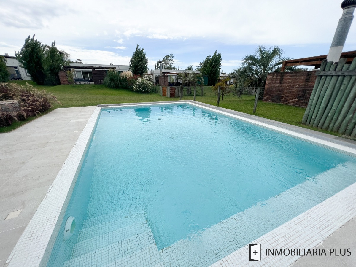 Casa ID.764 - Venta de CASA a 200 MTS del MAR con 3 Dormitorios en ALTOS de Punta Piedras C764B