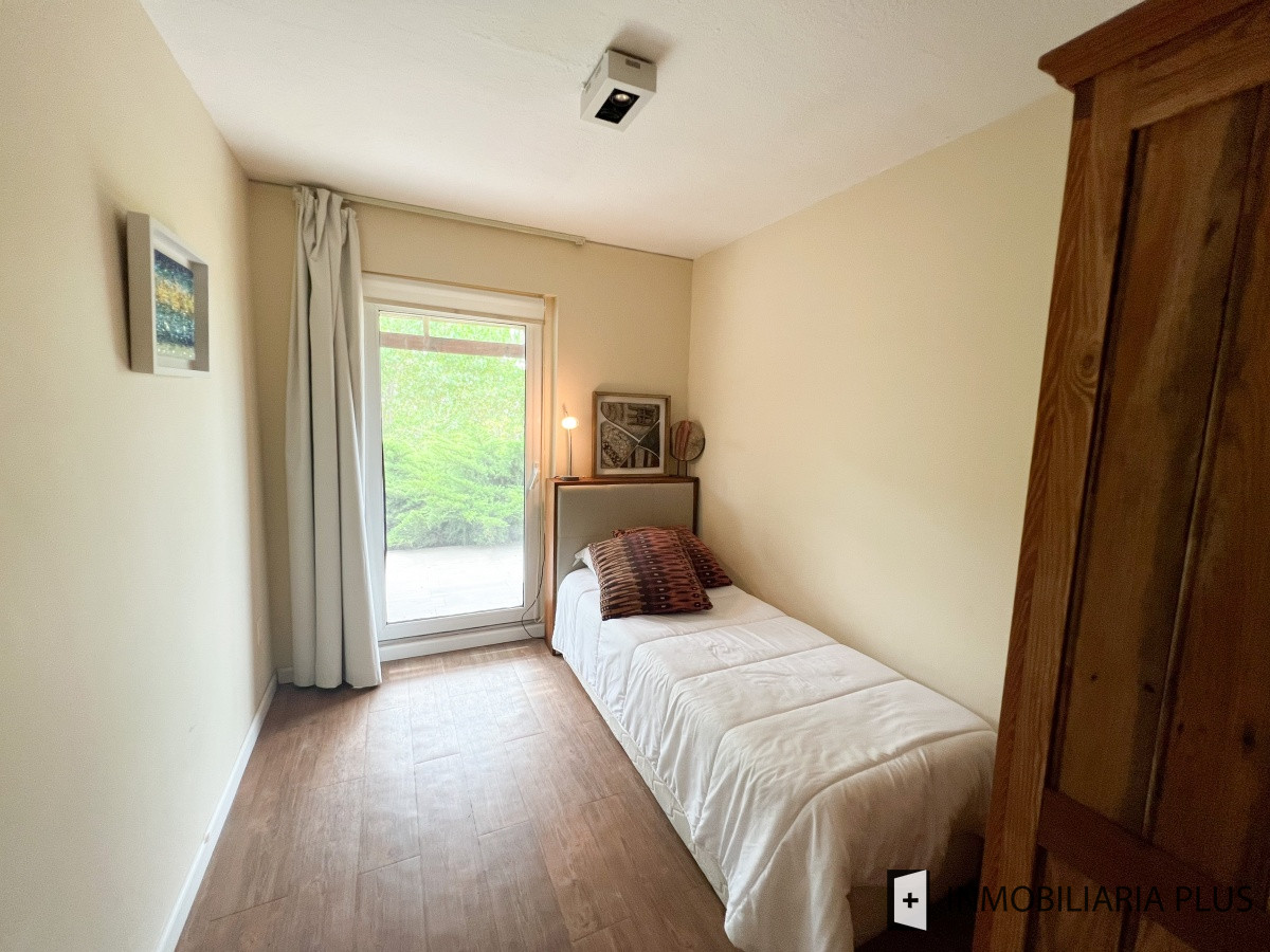 Casa ID.764 - Venta de CASA a 200 MTS del MAR con 3 Dormitorios en ALTOS de Punta Piedras C764B