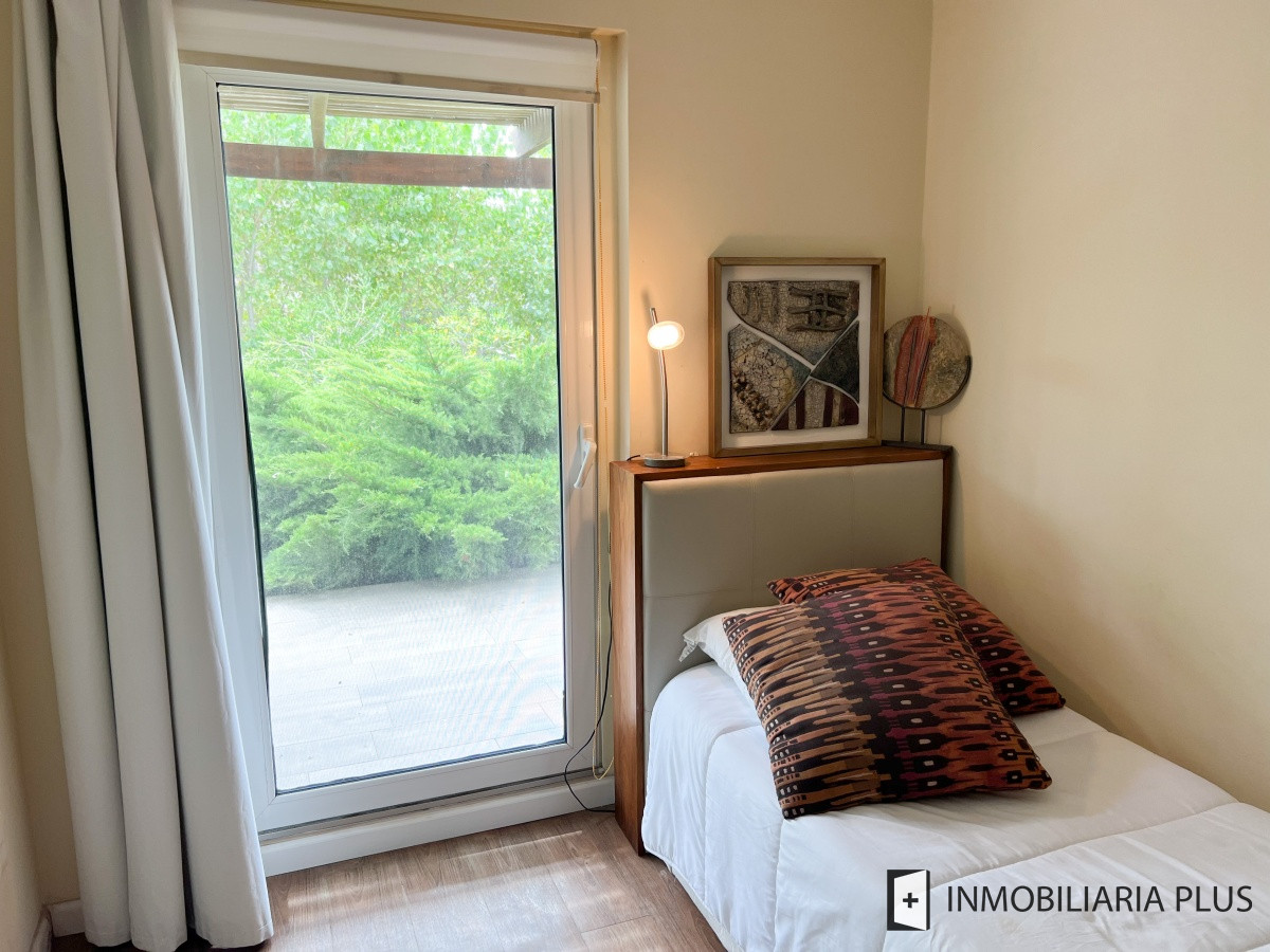 Casa ID.764 - Venta de CASA a 200 MTS del MAR con 3 Dormitorios en ALTOS de Punta Piedras C764B