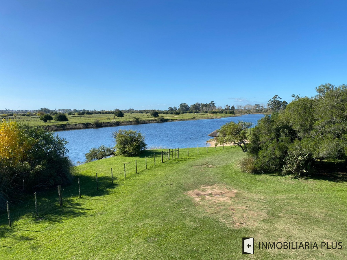 Terreno ID.1004 - Venta de Terreno de 6.000 mt2 en Barrio Privado el Quijote Punta del Este Maldonado