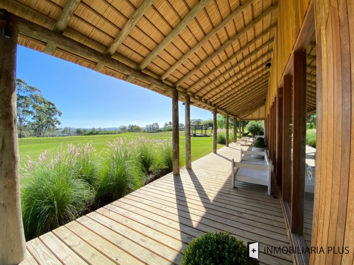 Terreno ID.1004 - Venta de Terreno de 6.000 mt2 en Barrio Privado el Quijote Punta del Este Maldonado