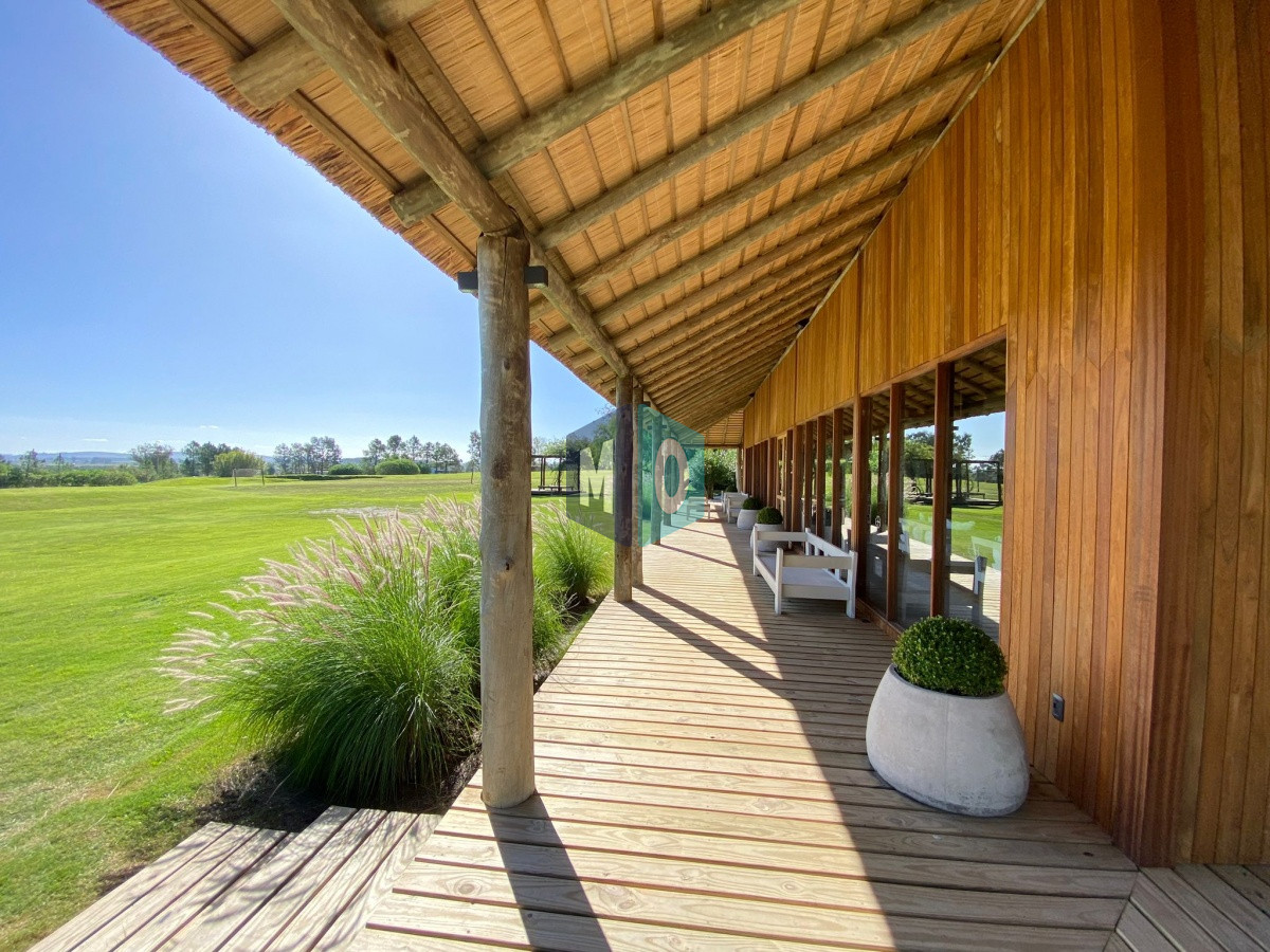 Terreno ID.1077 - Terreno en Venta en Barrio Privado el Quijote de 6.000 mt2