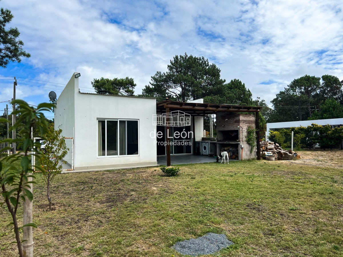 Casa ID.15316 - Casa a Estrenar en La Barra a 200 mt2 de medialunas calentitas