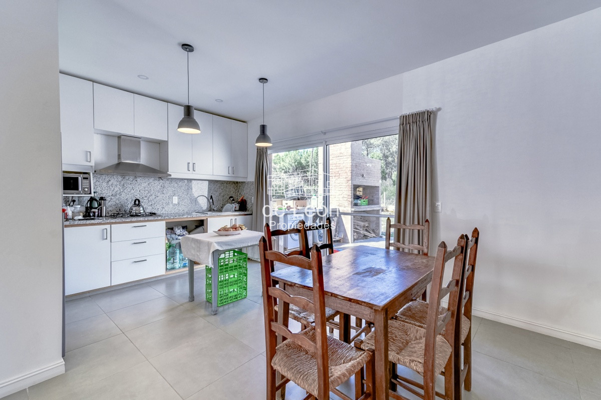 Casa ID.15316 - Casa a Estrenar en La Barra a 200 mt2 de medialunas calentitas