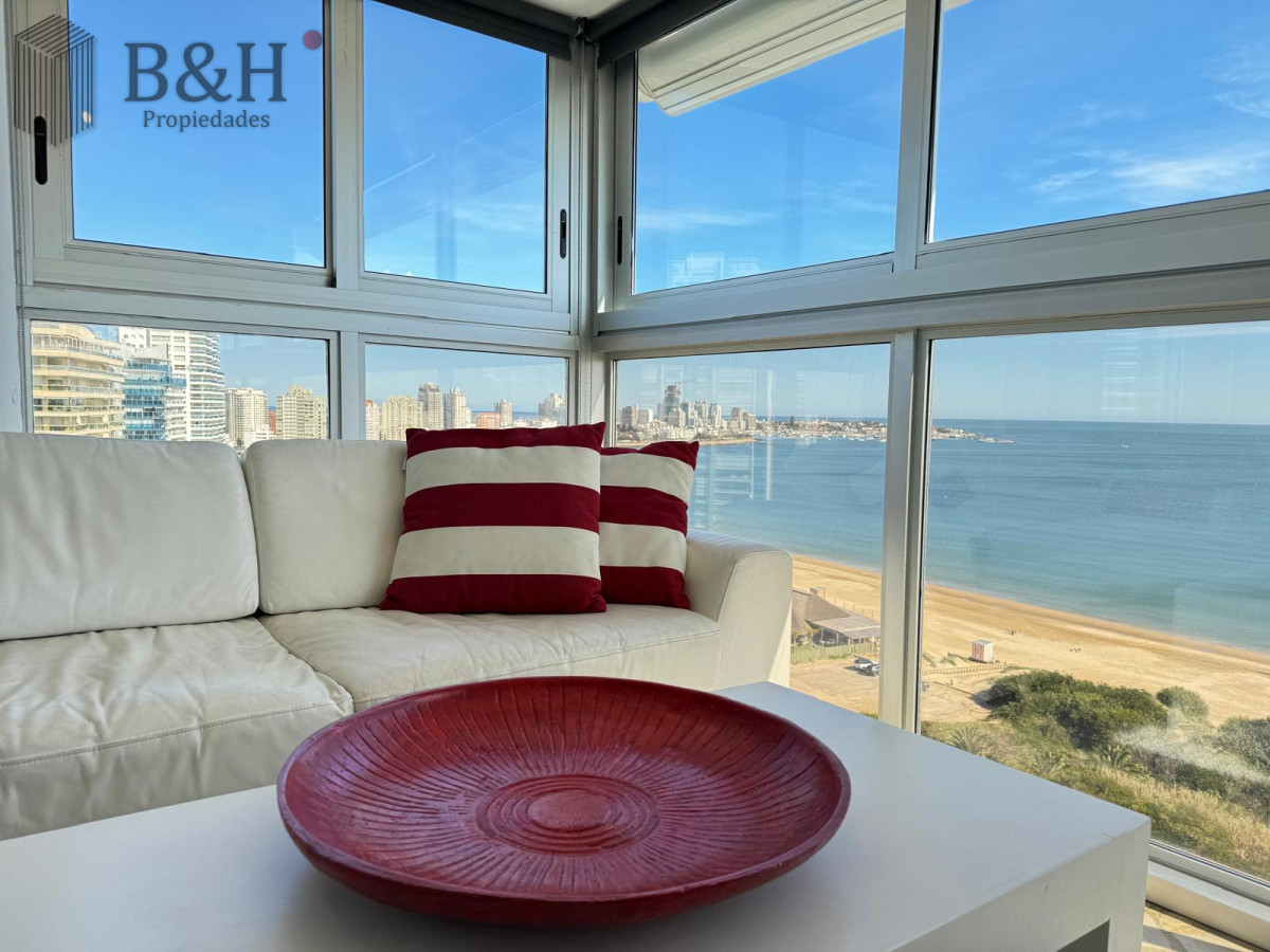 ALQUILER DE TEMPORADA EN PARADA 6 DE PLAYA MANSA - GoPunta - Portal Inmobiliario de Punta del Este - Maldonado