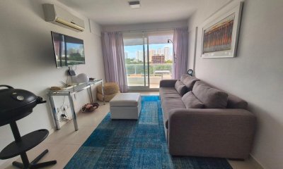 Apartamento en edificio Botavara