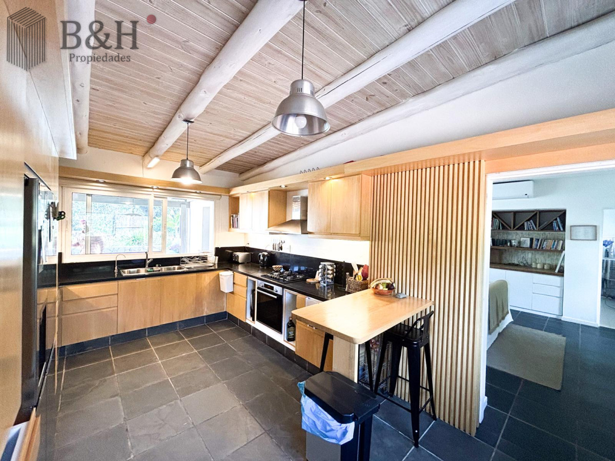 Casa ID.5332 - CASA EN VENTA EN EL TESORO, LA BARRA